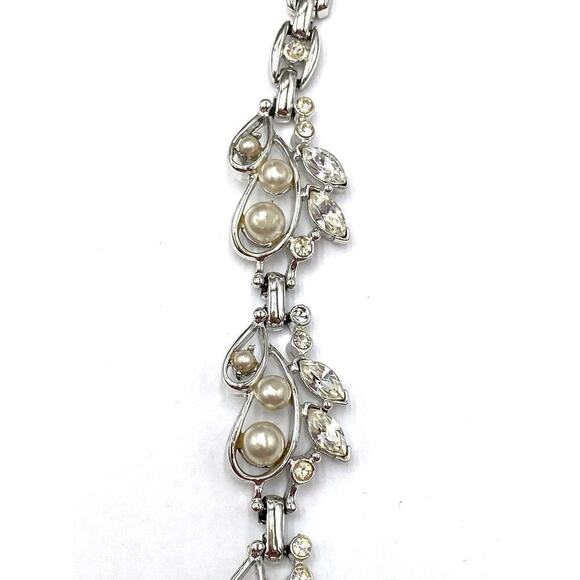 Kramer of NY Bracelet Vintage Silver Tone Faux Pearls Rhinestones 6.5” - Picture 6 of 14